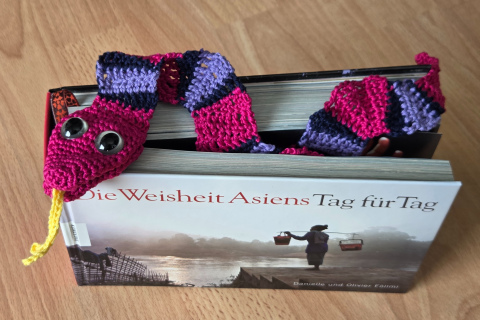 Buchzeichen Schlange