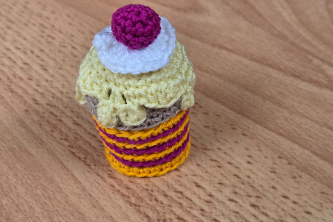 Überraschungsei Cupcake