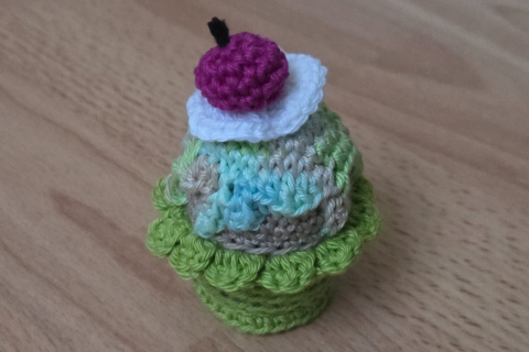 Überraschungsei Cupcake