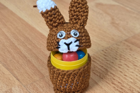 Überraschungsei Hase