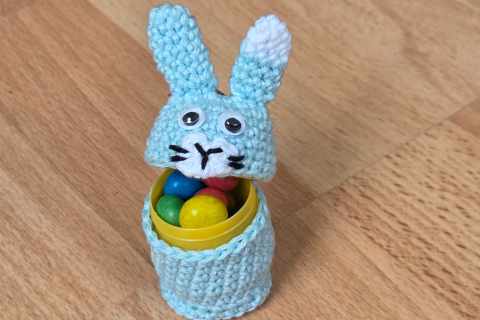 Überraschungsei Hase