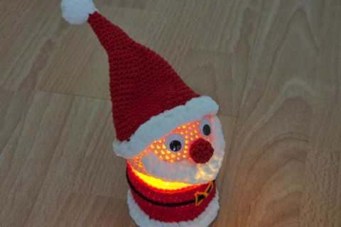 Überraschungsei gross Weihchnachtsmann m. LED Lämpchen